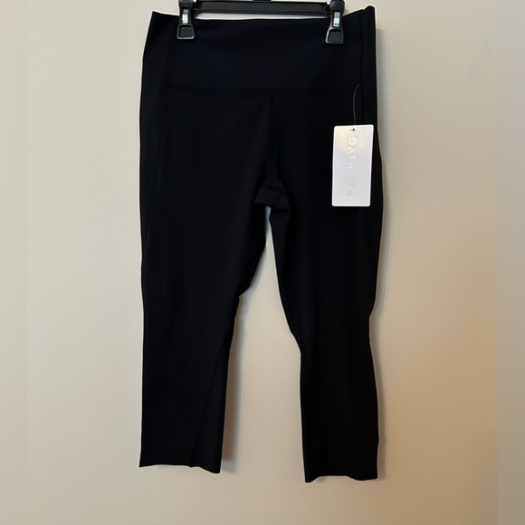 Athleta Ultimate Dobby Mesh Capri Size SP Black NWT - Picture 4 of 11